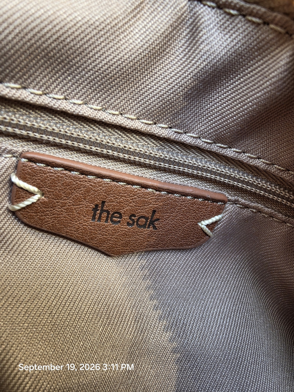 NWT The Sak Tess Crescent Shoulder Bag Sand Sparkle Suede Shimmer Boho - Picture 8 of 10